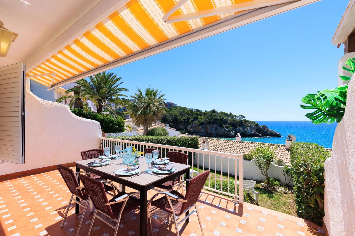 Villa by the sea  on the Costa Dorada, in Spain