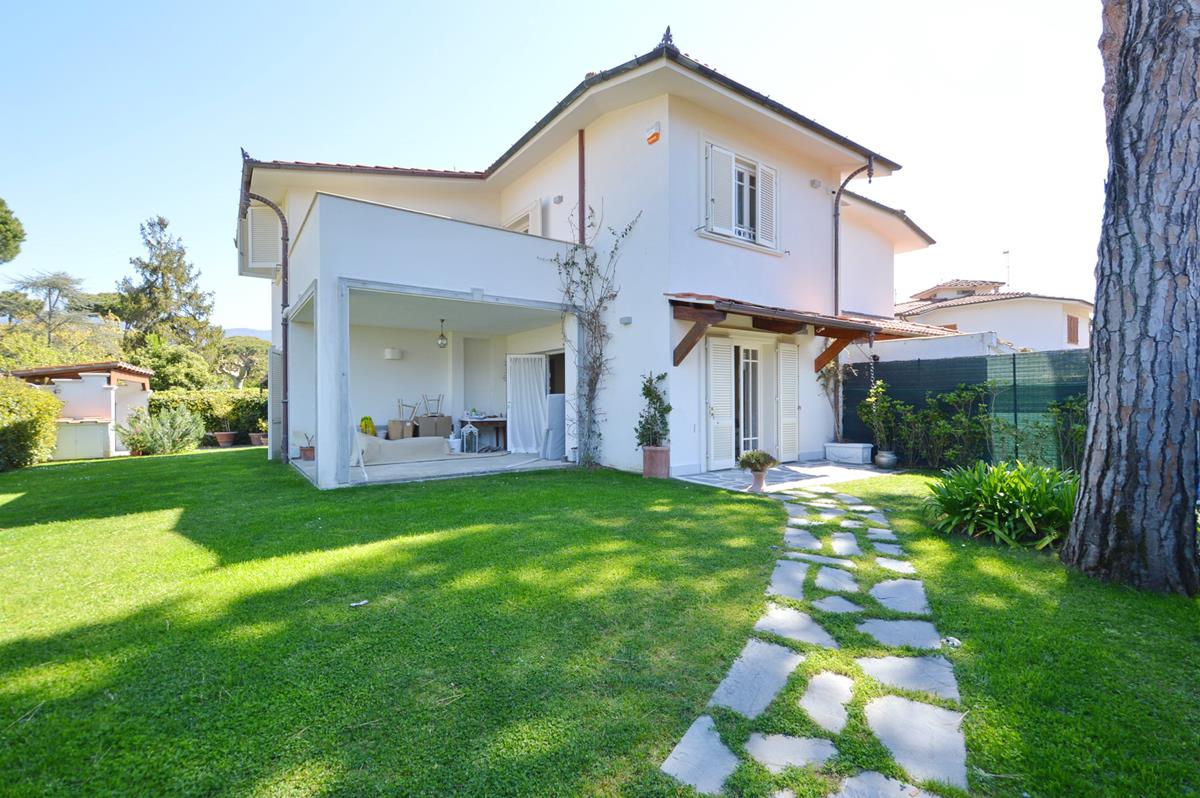 Villa by the sea in Tuscany by the sea, in Italy