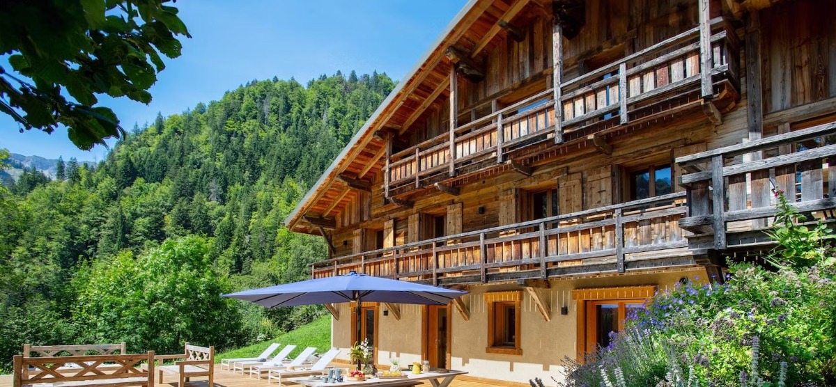 Chalet by the slope at the ski resorts, in France