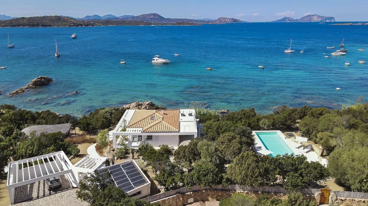 Villa by the sea in Sardinia, in Italy