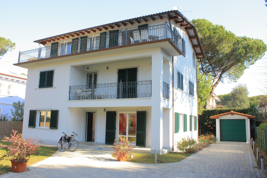 Apartment by the sea in Tuscany by the sea, in Italy