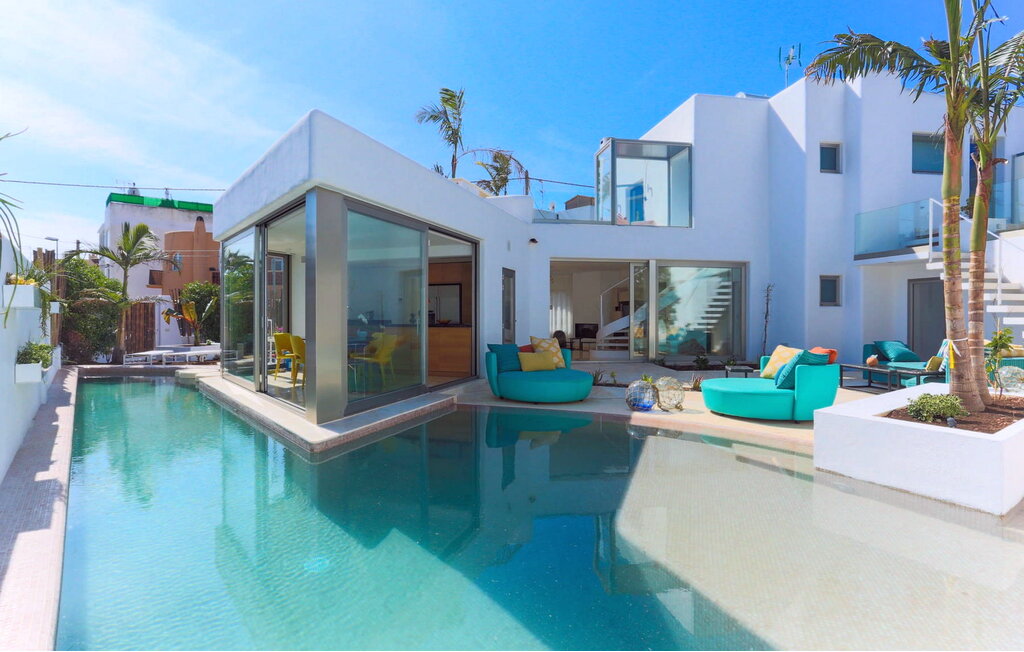 ������������ in Spain: villa, house in Ibiza �9375